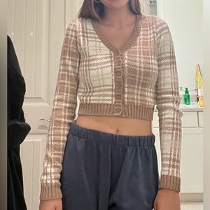 hollister cardigan crop